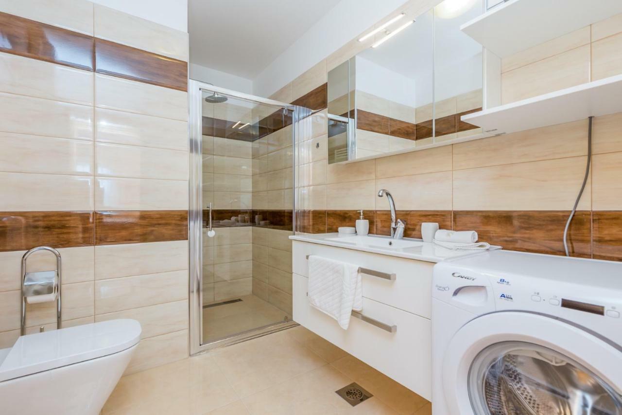 Luxury Apartments Kostrena With Pool Bagian luar foto
