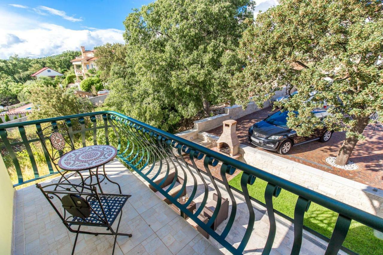 Luxury Apartments Kostrena With Pool Bagian luar foto