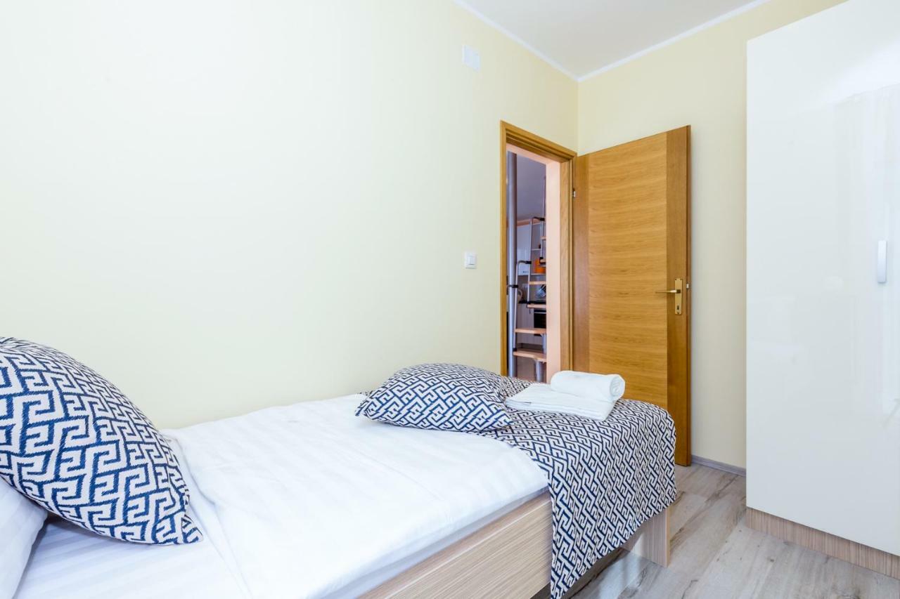 Luxury Apartments Kostrena With Pool Bagian luar foto