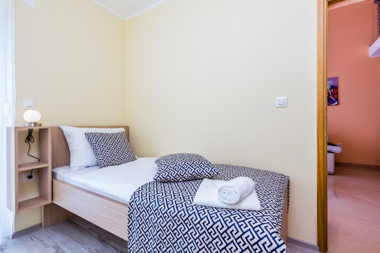 Luxury Apartments Kostrena With Pool Bagian luar foto