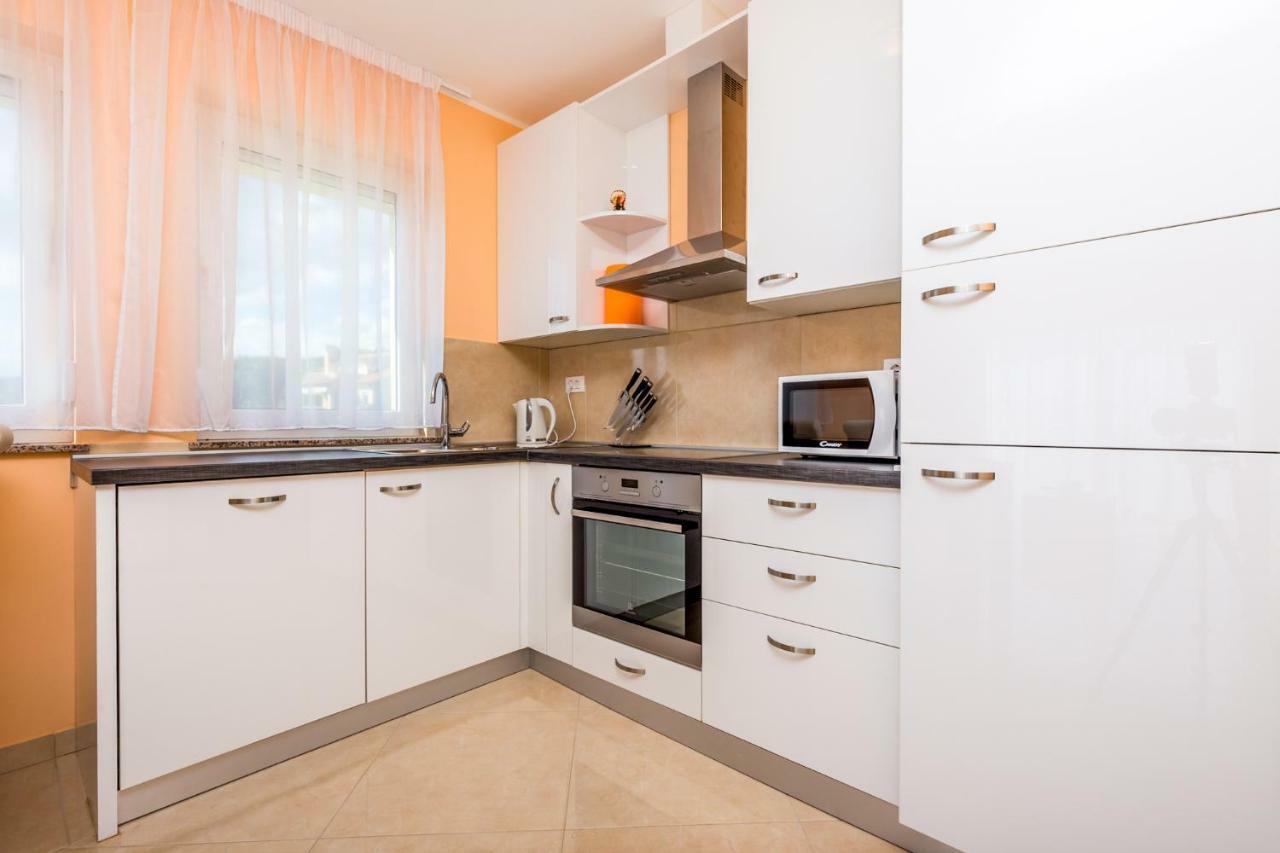 Luxury Apartments Kostrena With Pool Bagian luar foto
